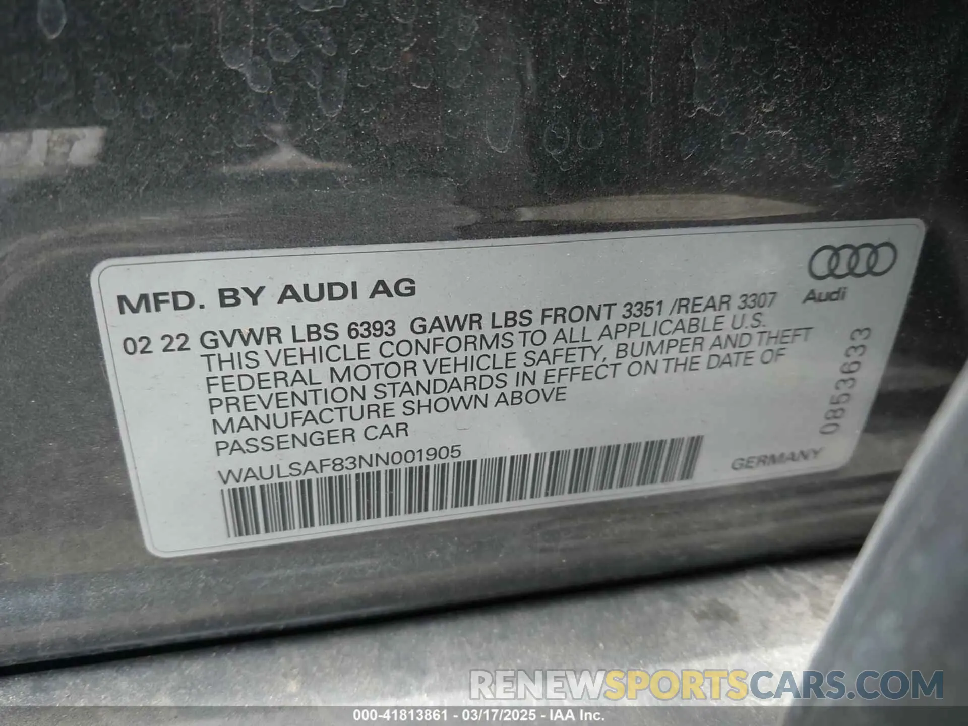 9 Photograph of a damaged car WAULSAF83NN001905 AUDI S8 2022