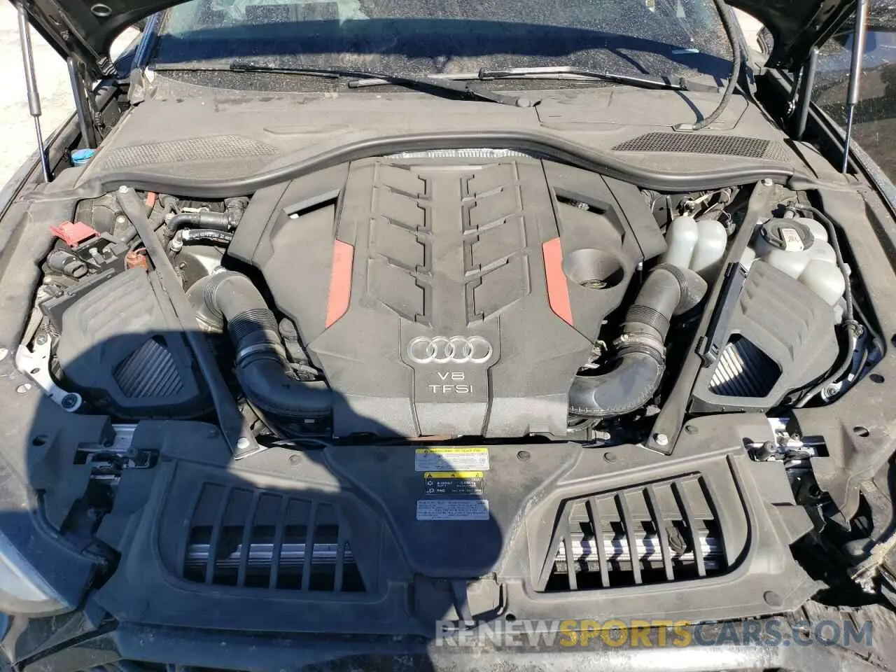 12 Фотография поврежденного автомобиля WAULSAF84PN010972 AUDI S8 2023