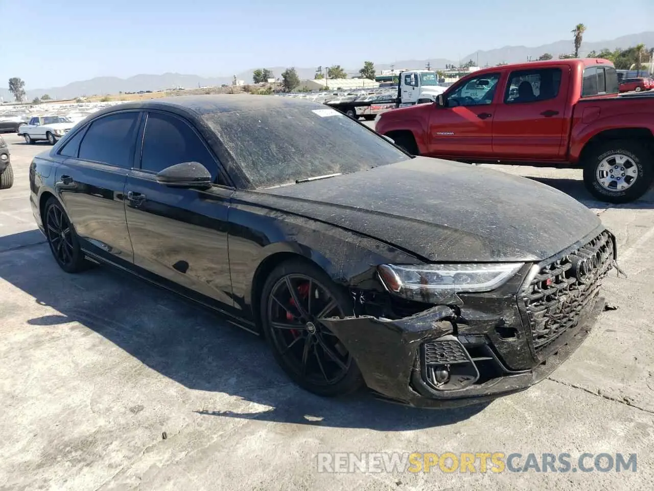 4 Фотография поврежденного автомобиля WAULSAF84PN010972 AUDI S8 2023