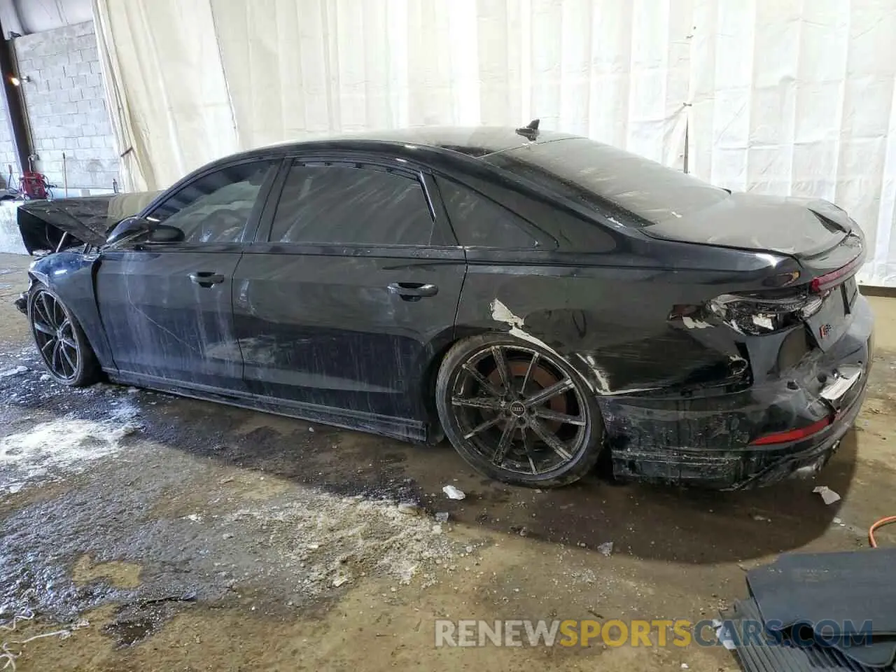 2 Фотография поврежденного автомобиля WAULSAF8XPN002083 AUDI S8 2023