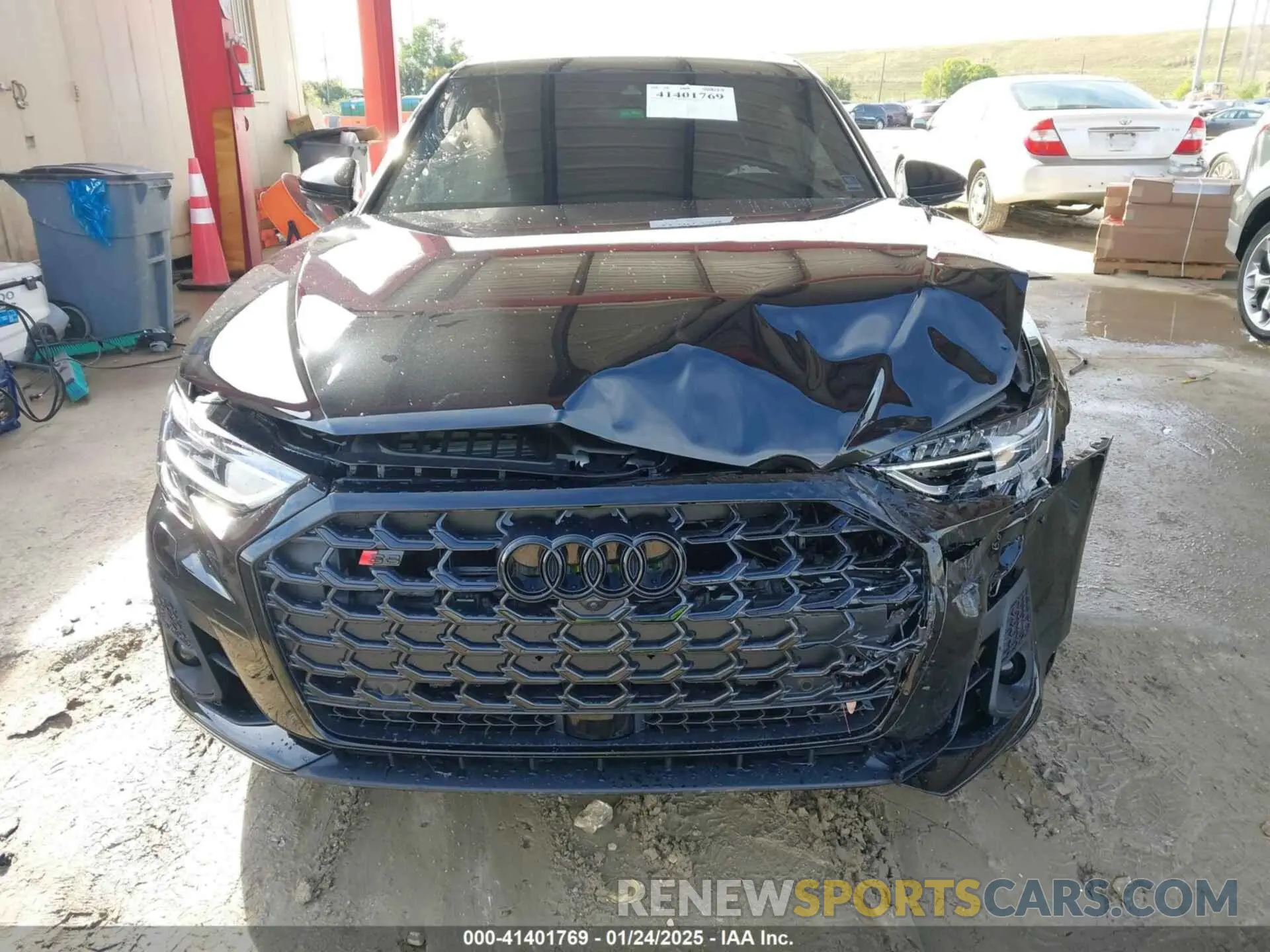6 Фотография поврежденного автомобиля WAULSAF86RN013889 AUDI S8 2024