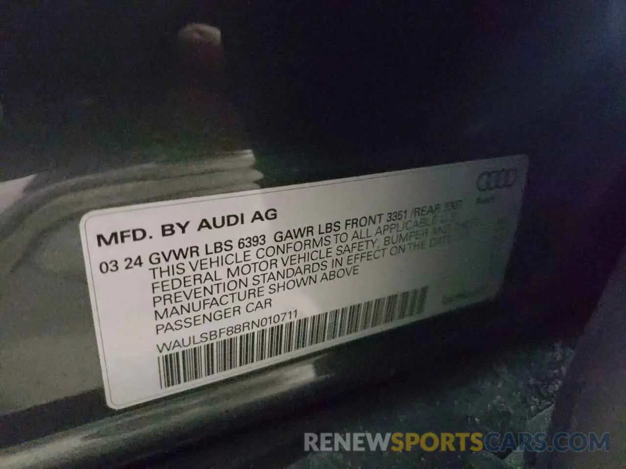 13 Фотография поврежденного автомобиля WAULSBF88RN010711 AUDI S8 2024