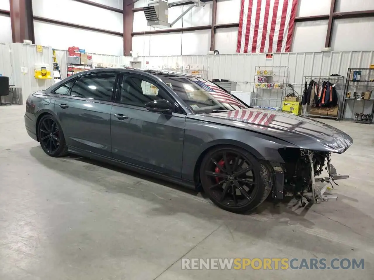 4 Фотография поврежденного автомобиля WAULSBF88RN010711 AUDI S8 2024
