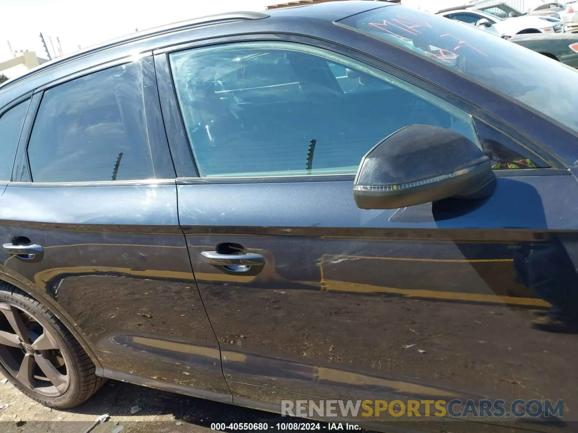 14 Photograph of a damaged car WA1B4AFY0K2002994 AUDI SQ5 2019