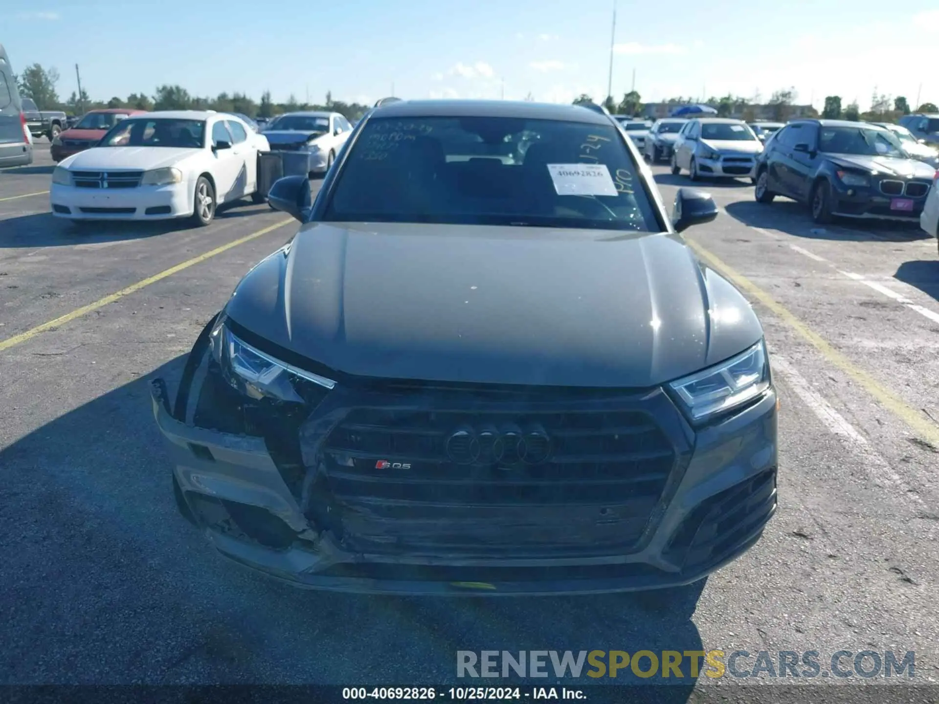 12 Фотография поврежденного автомобиля WA1B4AFY0K2116350 AUDI SQ5 2019