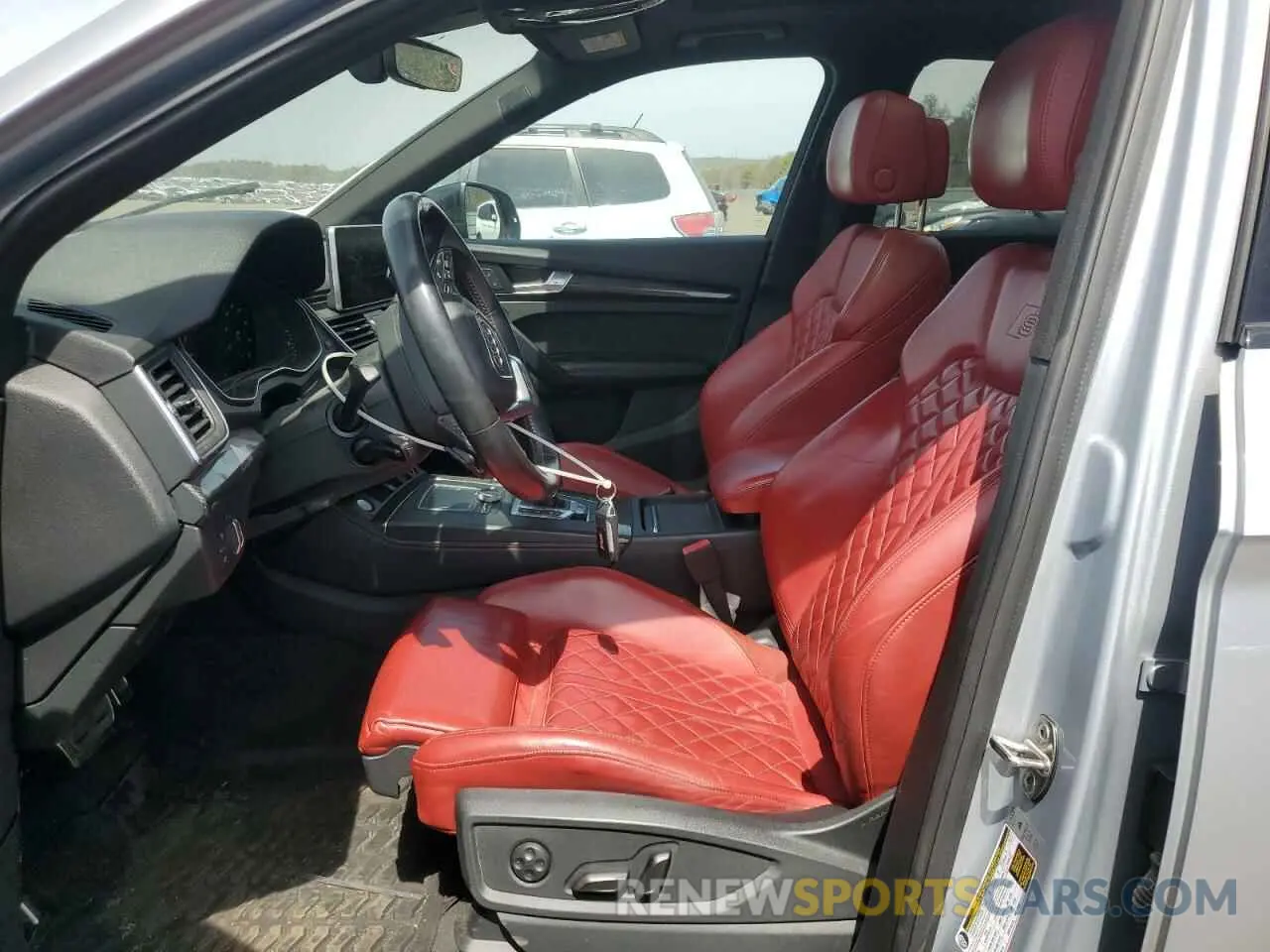 7 Photograph of a damaged car WA1B4AFY2K2131402 AUDI SQ5 2019
