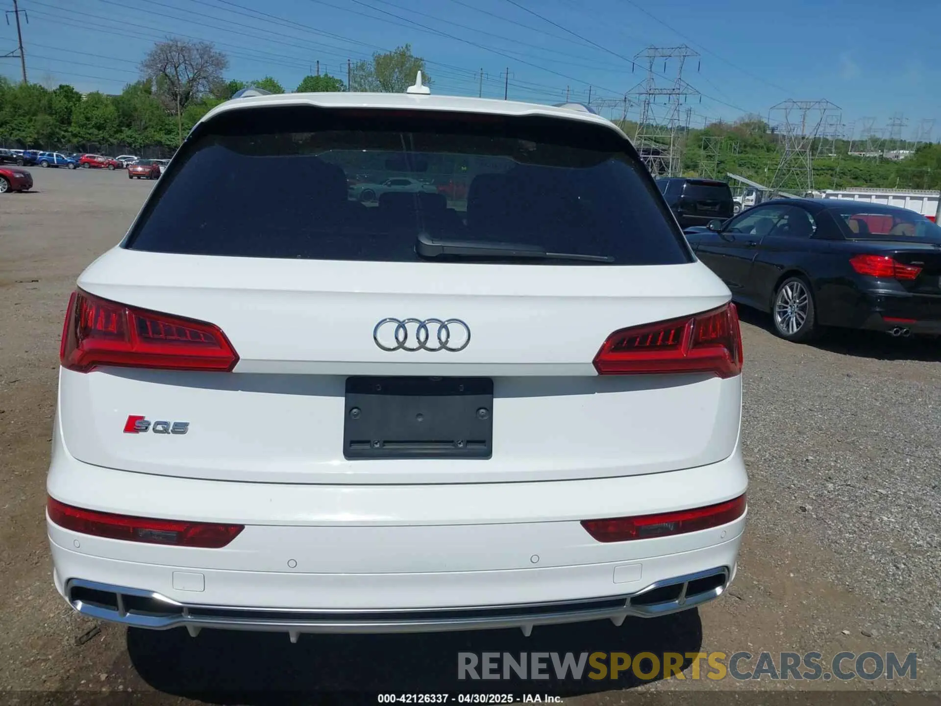 17 Фотография поврежденного автомобиля WA1B4AFY4K2002089 AUDI SQ5 2019