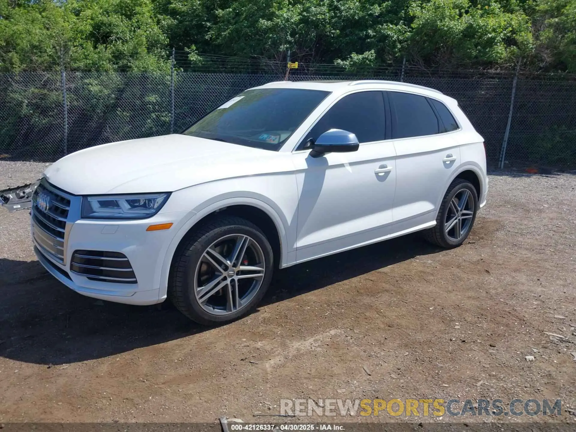 2 Фотография поврежденного автомобиля WA1B4AFY4K2002089 AUDI SQ5 2019