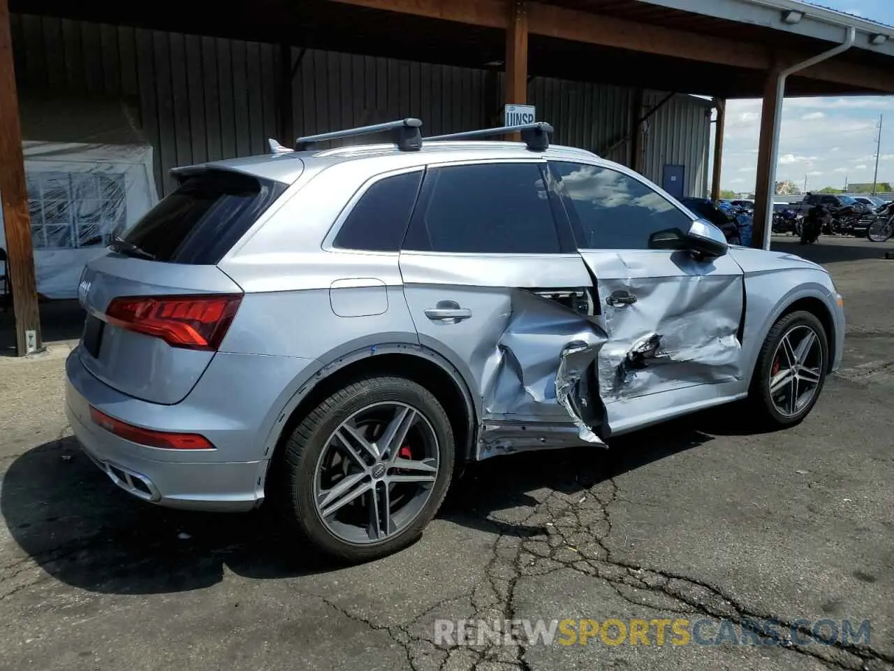 3 Photograph of a damaged car WA1B4AFY5K2001078 AUDI SQ5 2019