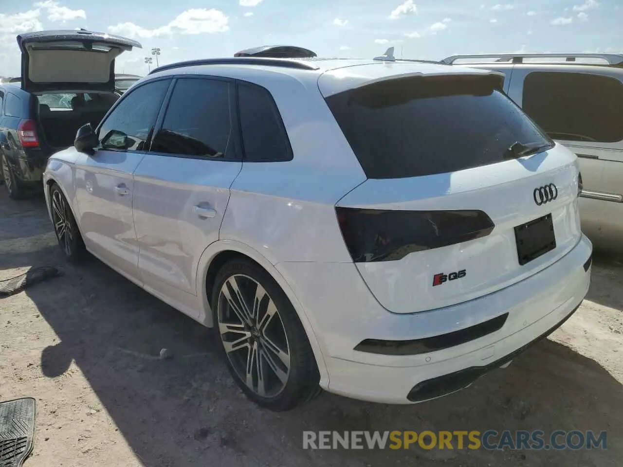 2 Photograph of a damaged car WA1B4AFY5K2024697 AUDI SQ5 2019