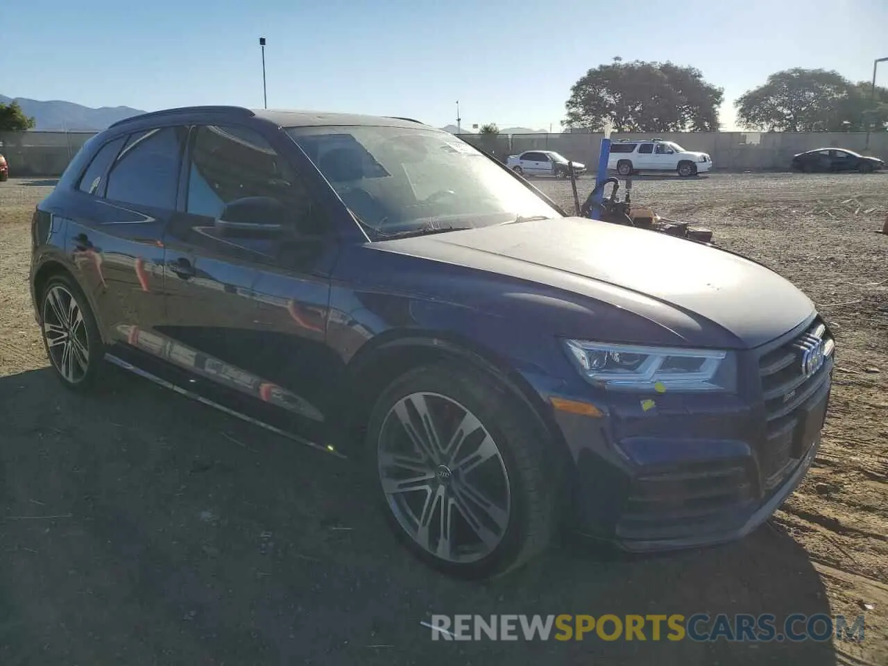 4 Photograph of a damaged car WA1B4AFY5K2033996 AUDI SQ5 2019