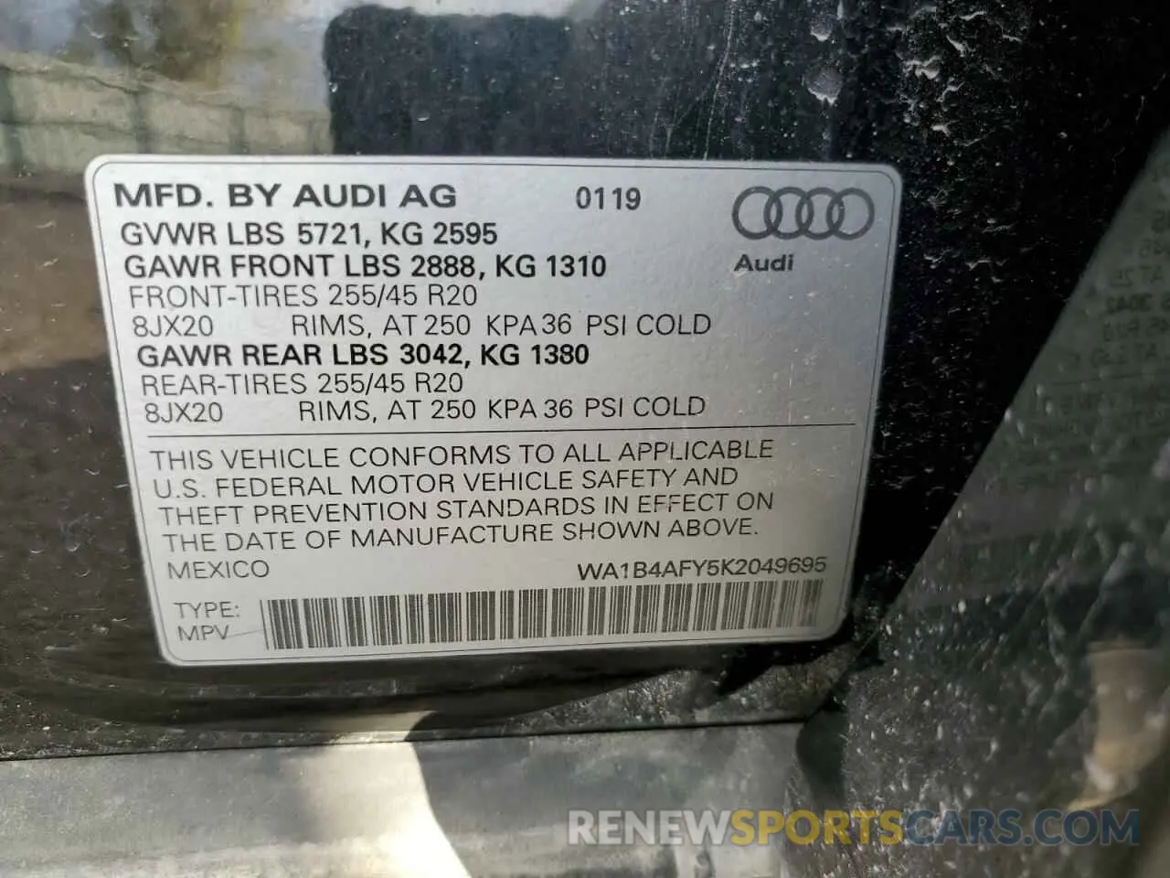 14 Photograph of a damaged car WA1B4AFY5K2049695 AUDI SQ5 2019