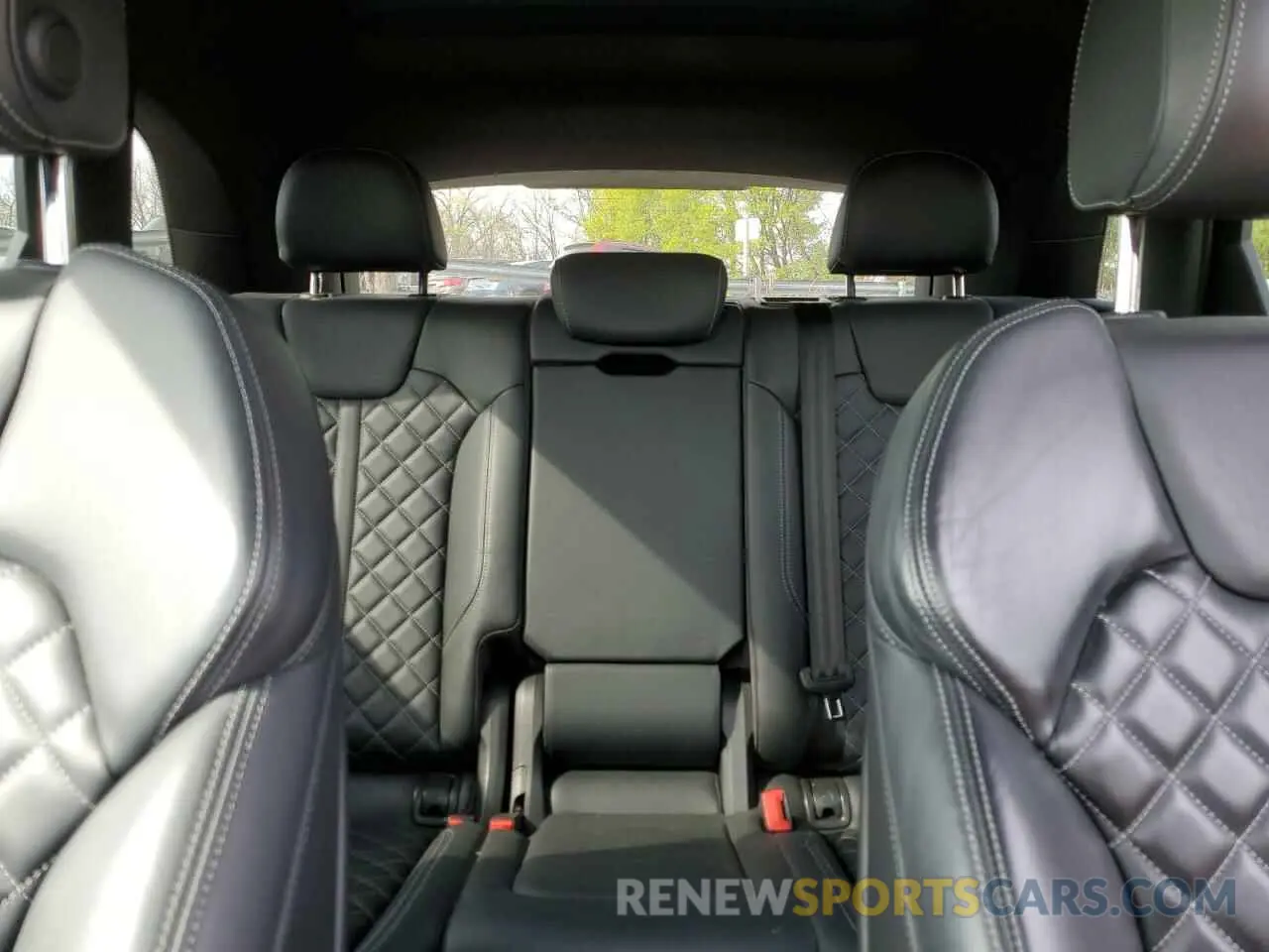 10 Фотография поврежденного автомобиля WA1B4AFY6K2007309 AUDI SQ5 2019