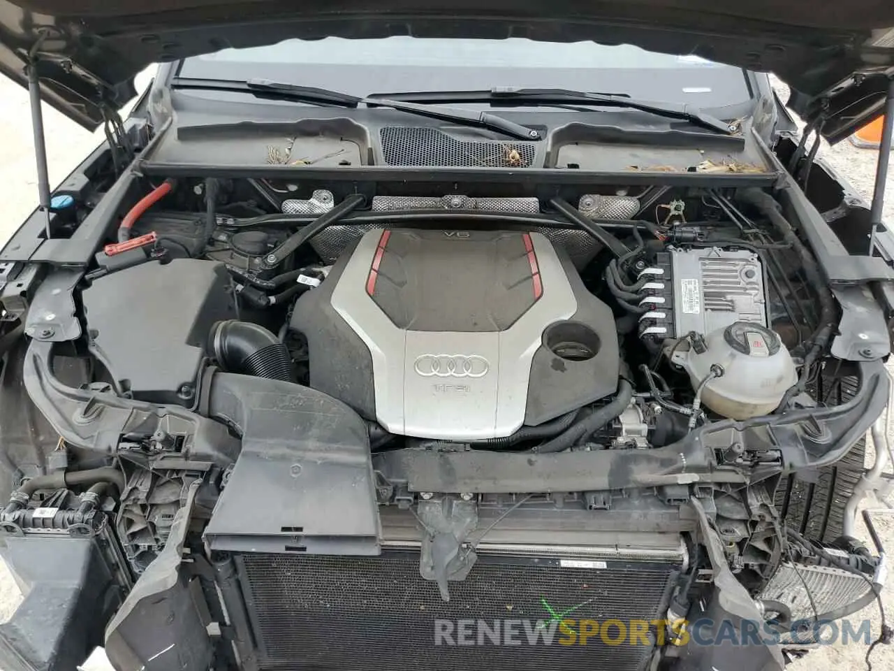 13 Photograph of a damaged car WA1B4AFY7K2087073 AUDI SQ5 2019