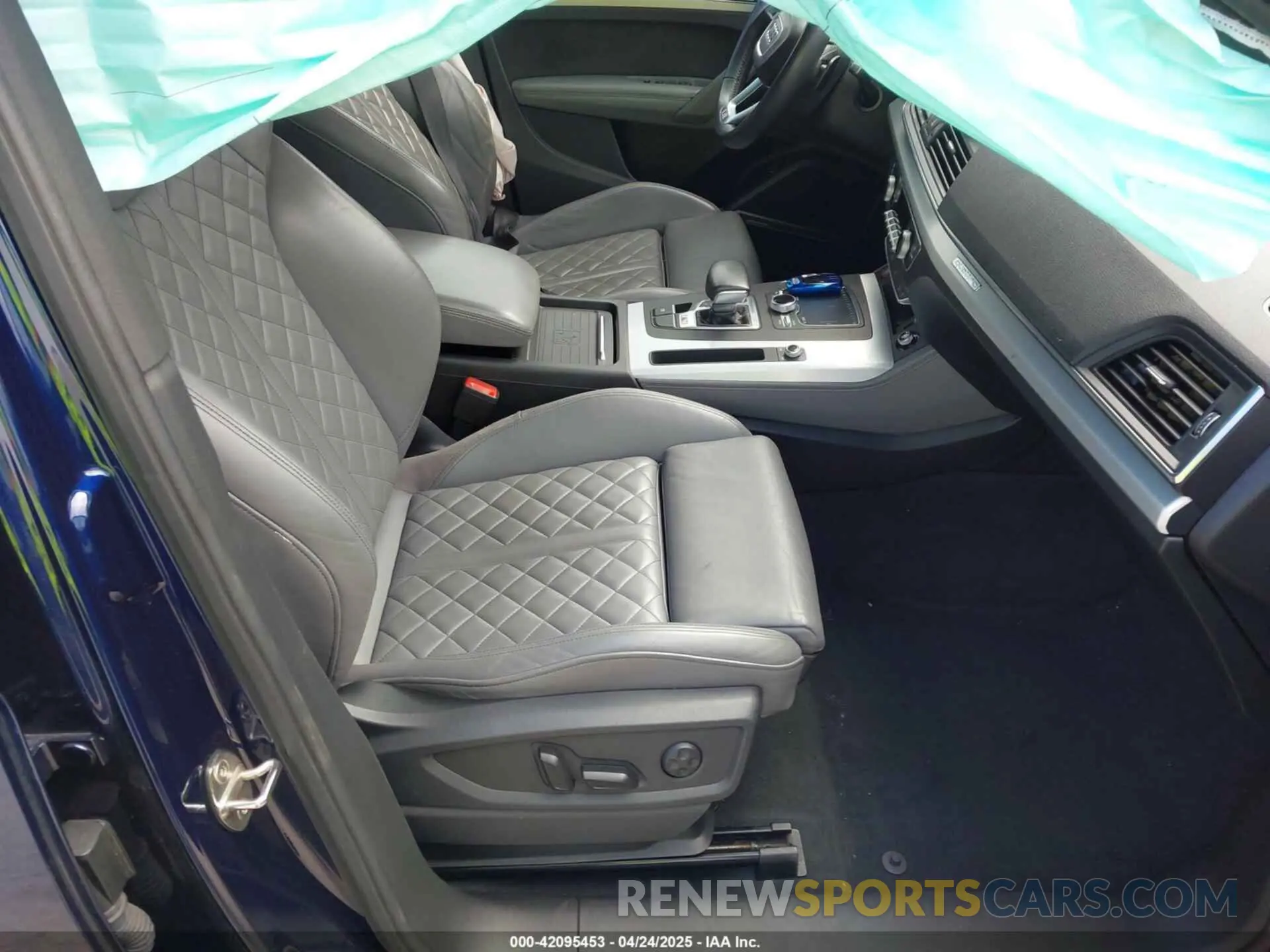 5 Фотография поврежденного автомобиля WA1B4AFY7K2091687 AUDI SQ5 2019