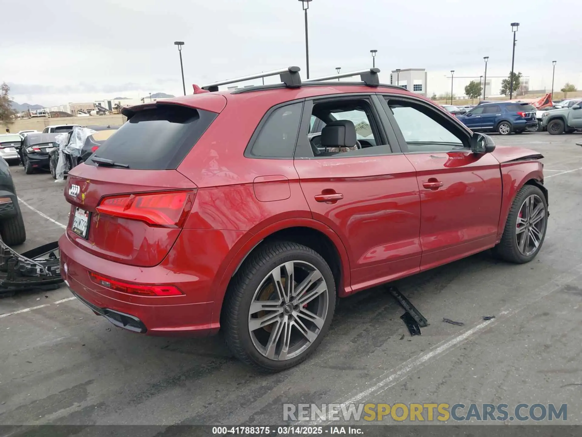 4 Photograph of a damaged car WA1B4AFY8K2004346 AUDI SQ5 2019