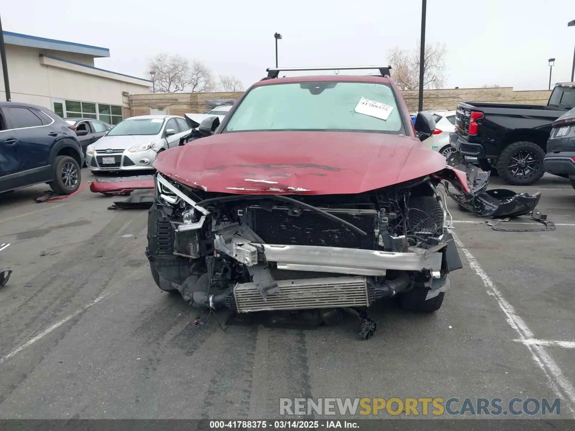 6 Photograph of a damaged car WA1B4AFY8K2004346 AUDI SQ5 2019