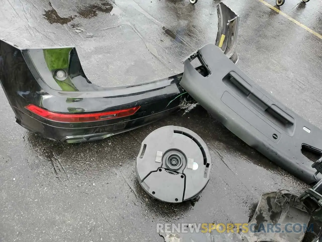 12 Photograph of a damaged car WA1B4AFY8K2022409 AUDI SQ5 2019