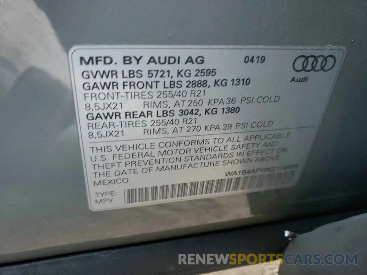 10 Photograph of a damaged car WA1B4AFY8K2104589 AUDI SQ5 2019