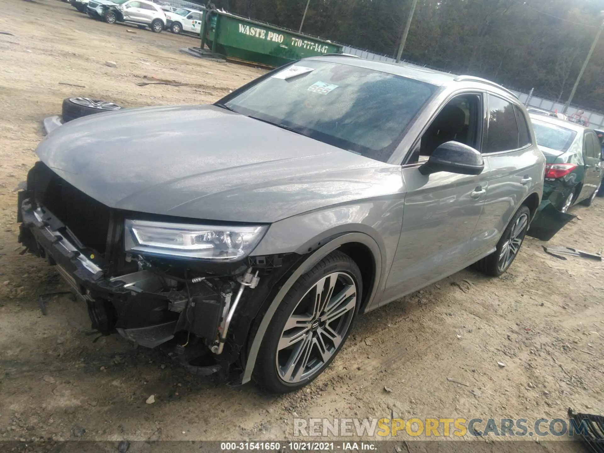 2 Фотография поврежденного автомобиля WA1B4BFY3K2111648 AUDI SQ5 2019