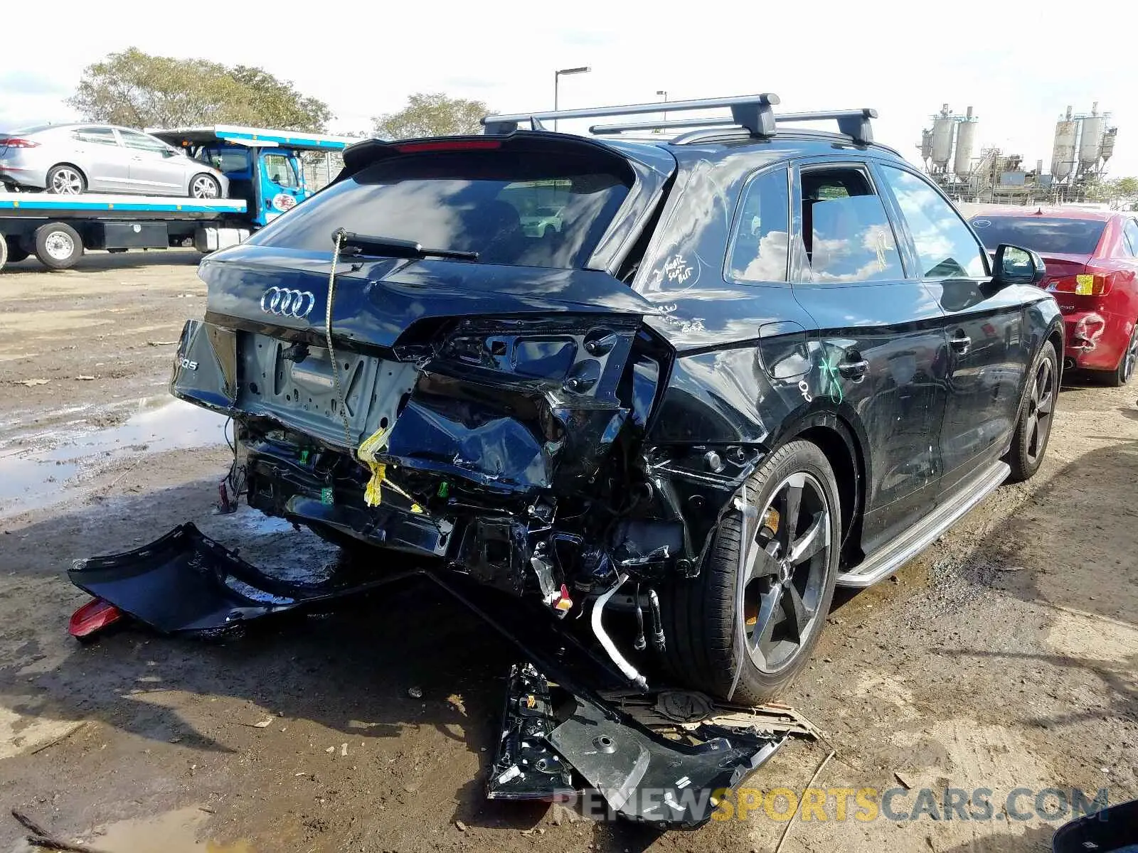4 Photograph of a damaged car WA1C4AFY1K2023051 AUDI SQ5 2019
