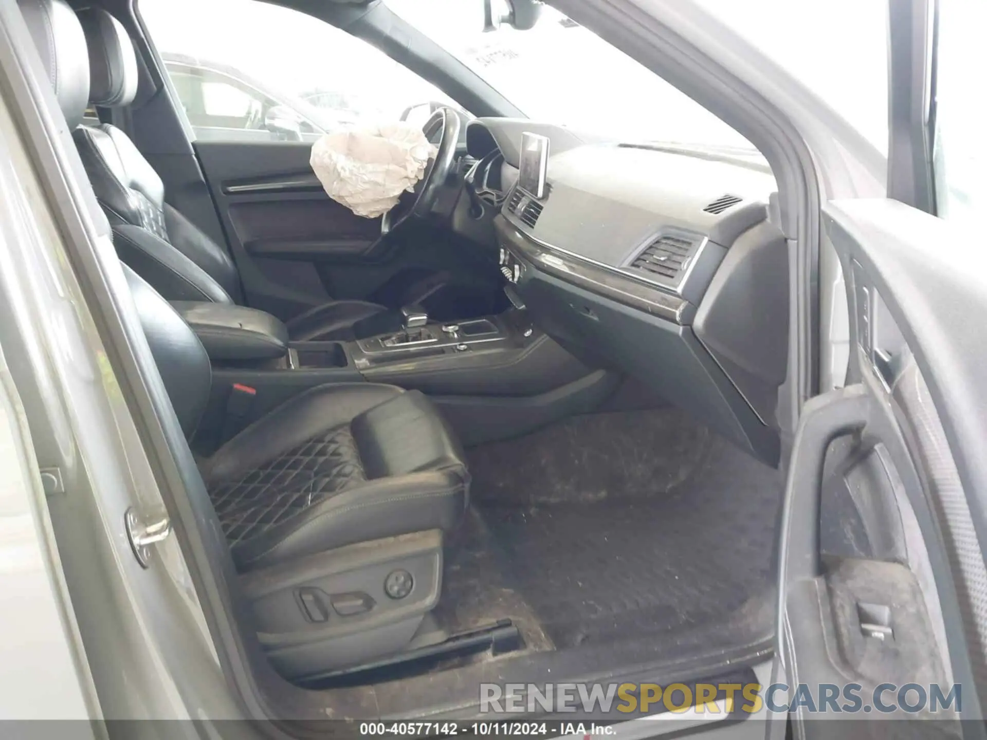 5 Photograph of a damaged car WA1C4AFY2K2005545 AUDI SQ5 2019