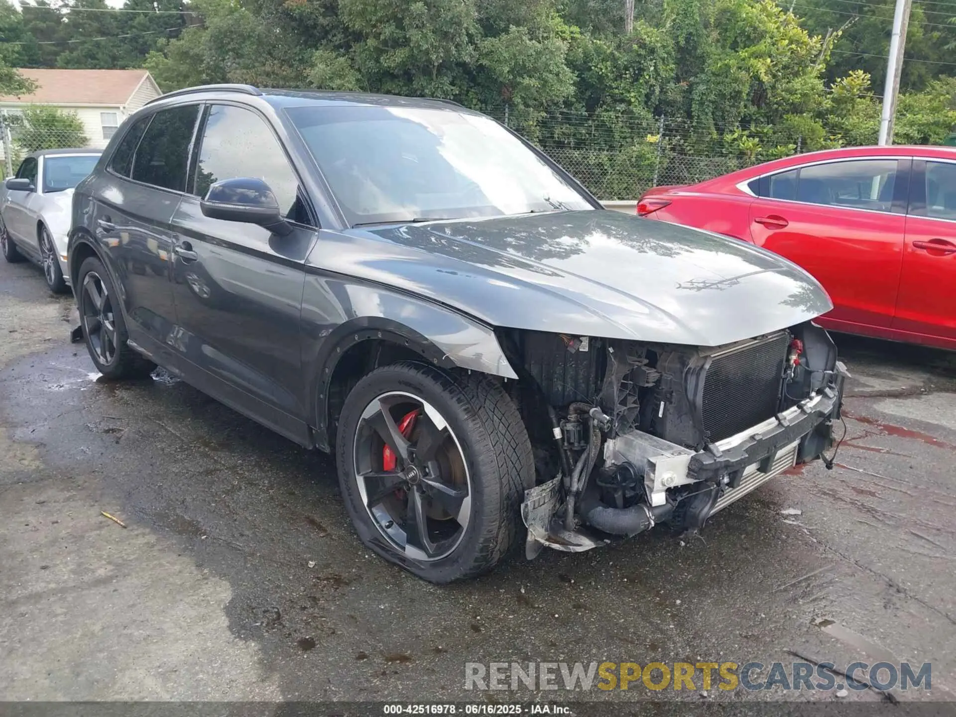 17 Photograph of a damaged car WA1C4AFY5K2029449 AUDI SQ5 2019