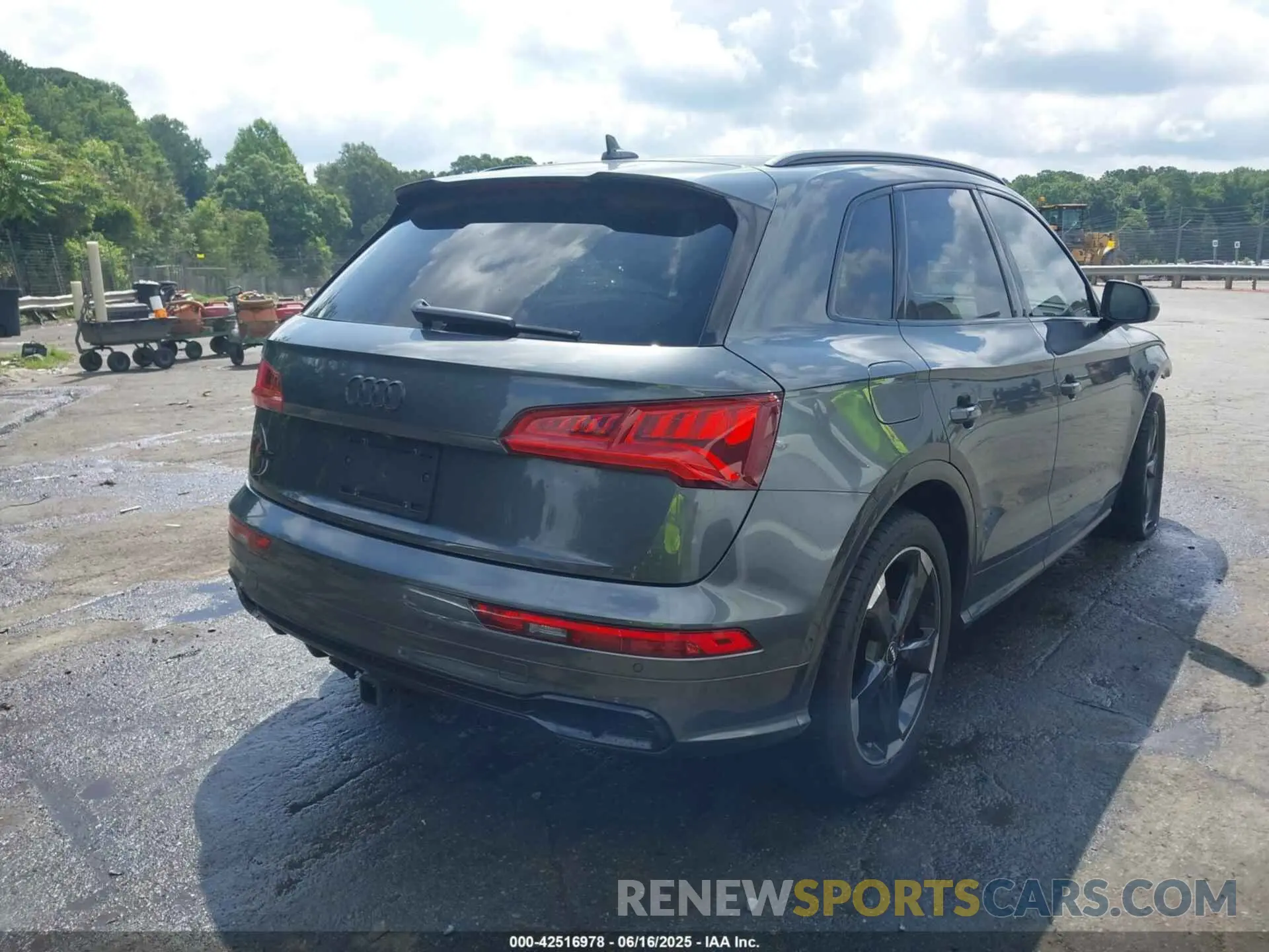 4 Photograph of a damaged car WA1C4AFY5K2029449 AUDI SQ5 2019