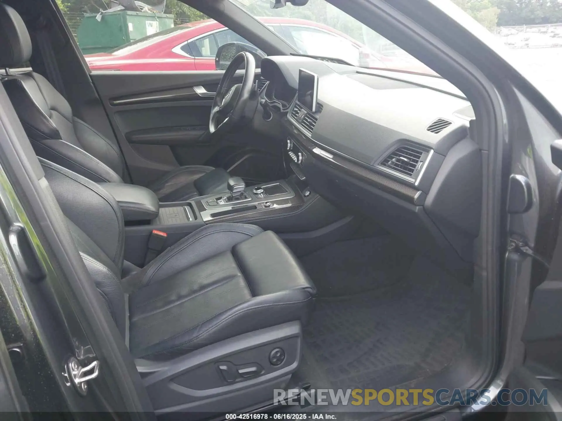 5 Photograph of a damaged car WA1C4AFY5K2029449 AUDI SQ5 2019