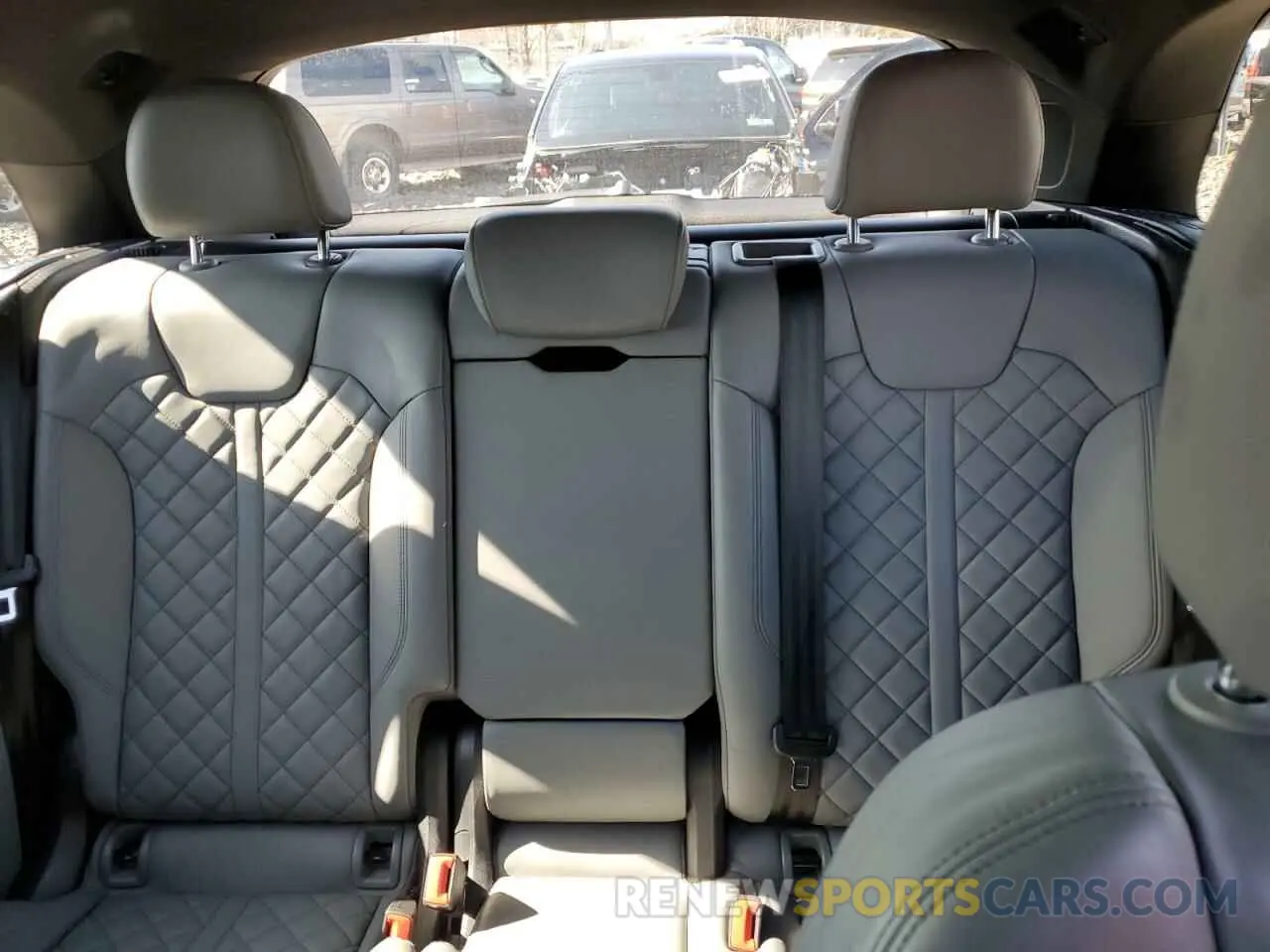 10 Photograph of a damaged car WA1B4AFY0L2022521 AUDI SQ5 2020