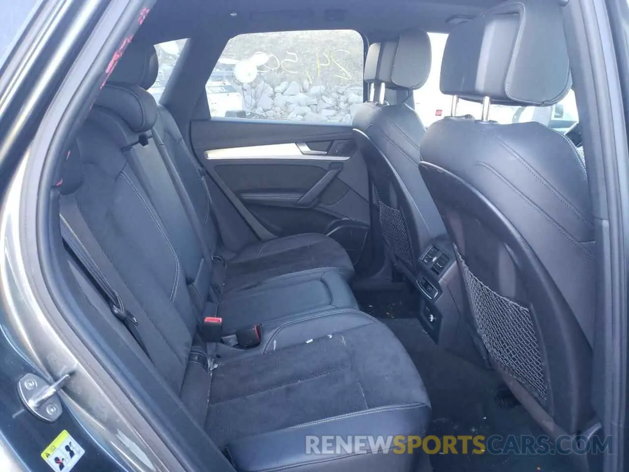 6 Photograph of a damaged car WA1B4AFY0L2044521 AUDI SQ5 2020