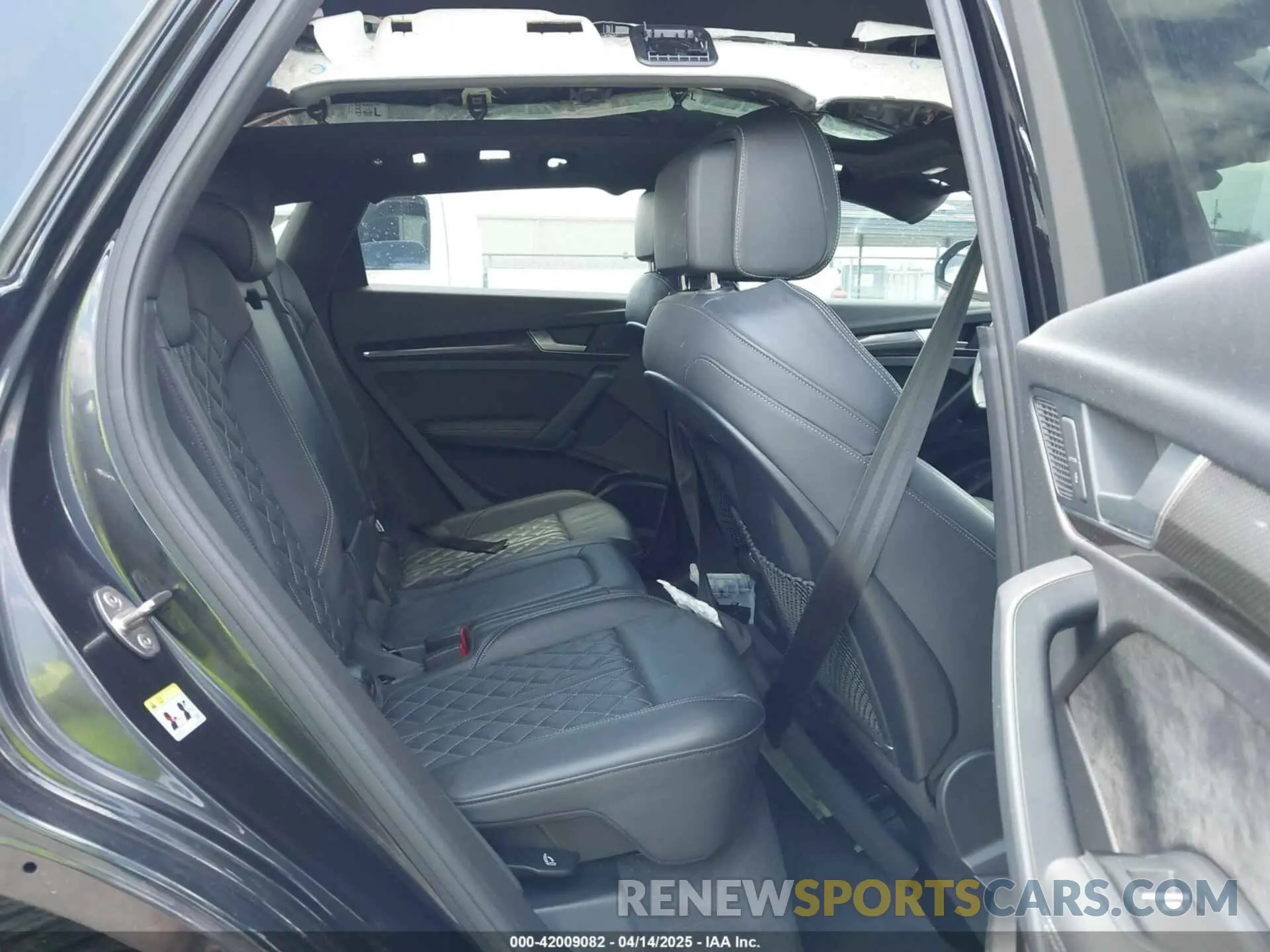 8 Фотография поврежденного автомобиля WA1B4AFY0L2059116 AUDI SQ5 2020