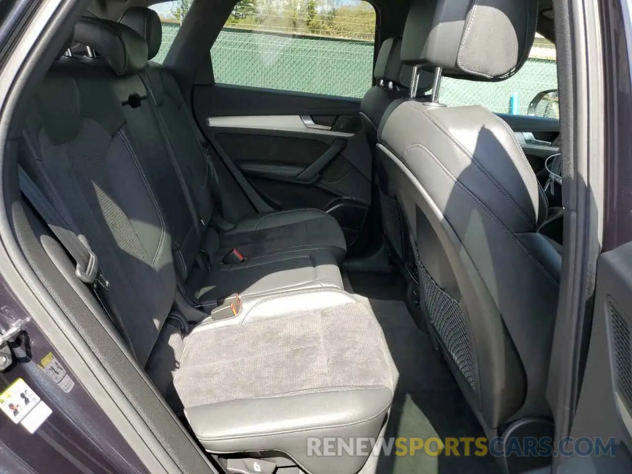 11 Photograph of a damaged car WA1B4AFY3L2016244 AUDI SQ5 2020