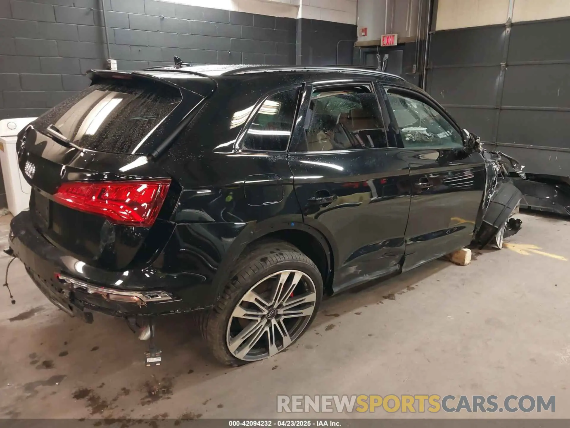 4 Photograph of a damaged car WA1B4AFY4L2114313 AUDI SQ5 2020