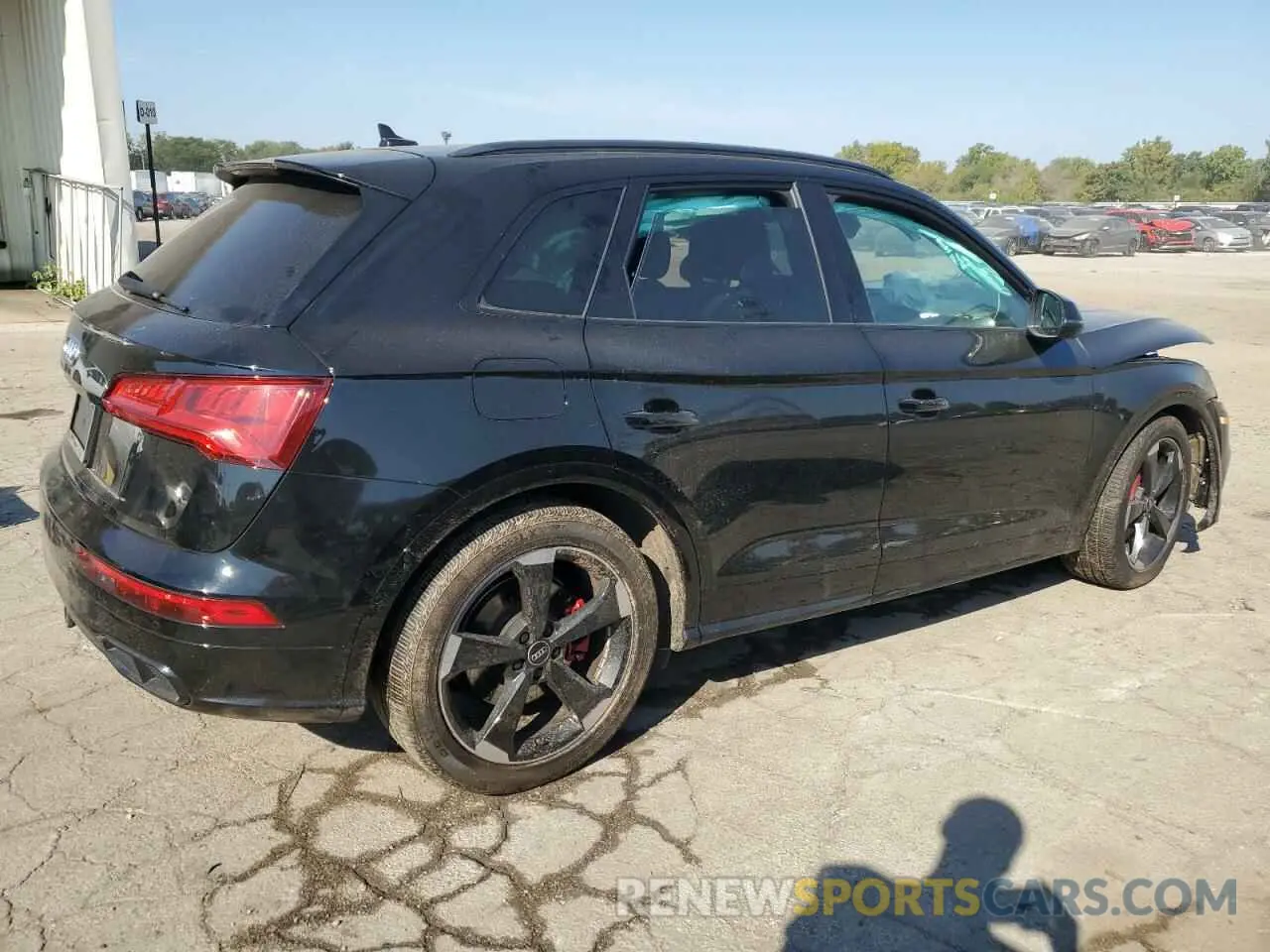 3 Photograph of a damaged car WA1B4AFY4L2123545 AUDI SQ5 2020