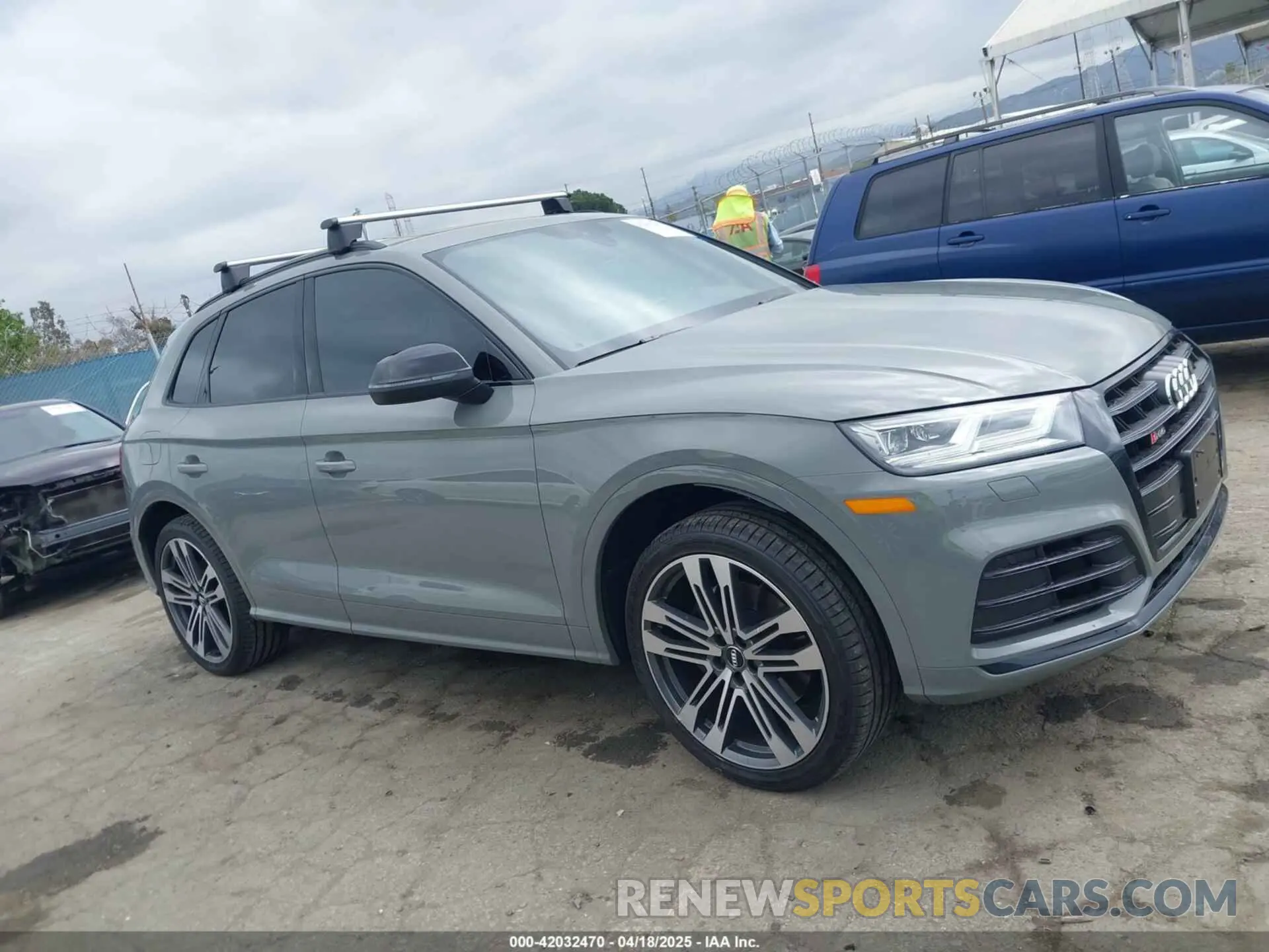 13 Фотография поврежденного автомобиля WA1B4AFY5L2008677 AUDI SQ5 2020