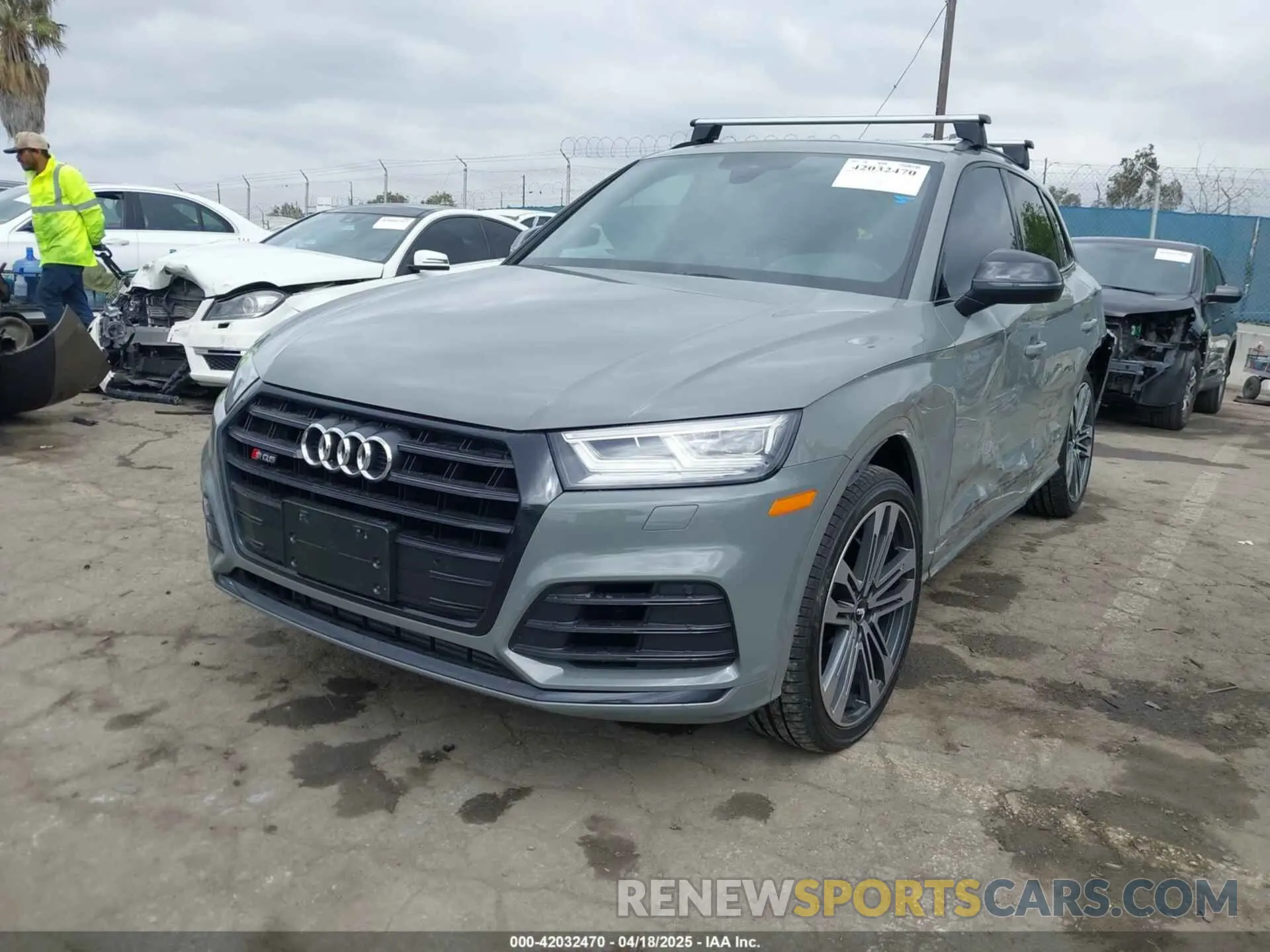 2 Фотография поврежденного автомобиля WA1B4AFY5L2008677 AUDI SQ5 2020