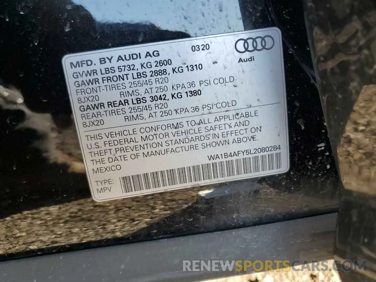 13 Photograph of a damaged car WA1B4AFY5L2080284 AUDI SQ5 2020