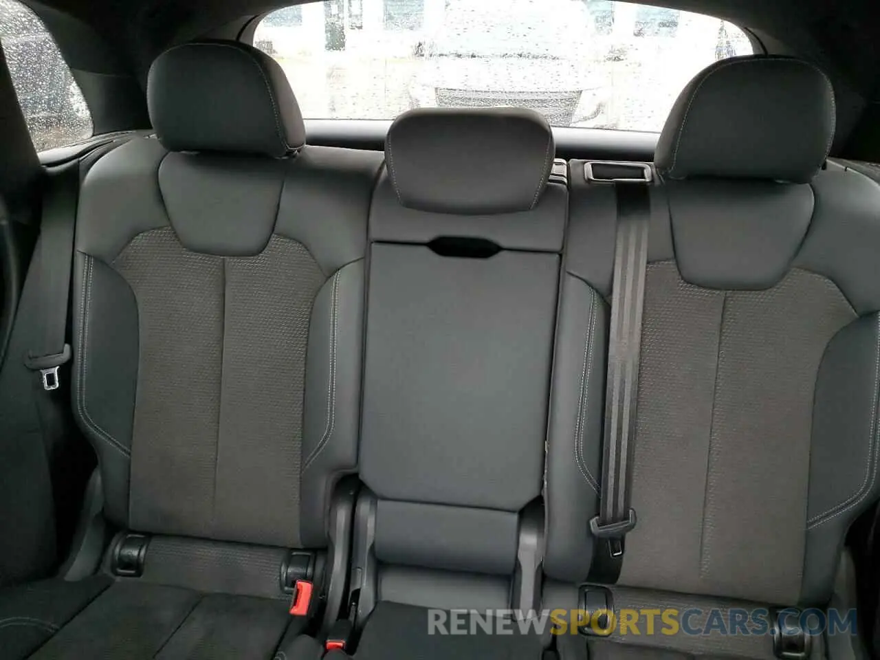 10 Фотография поврежденного автомобиля WA1B4AFY7L2062076 AUDI SQ5 2020