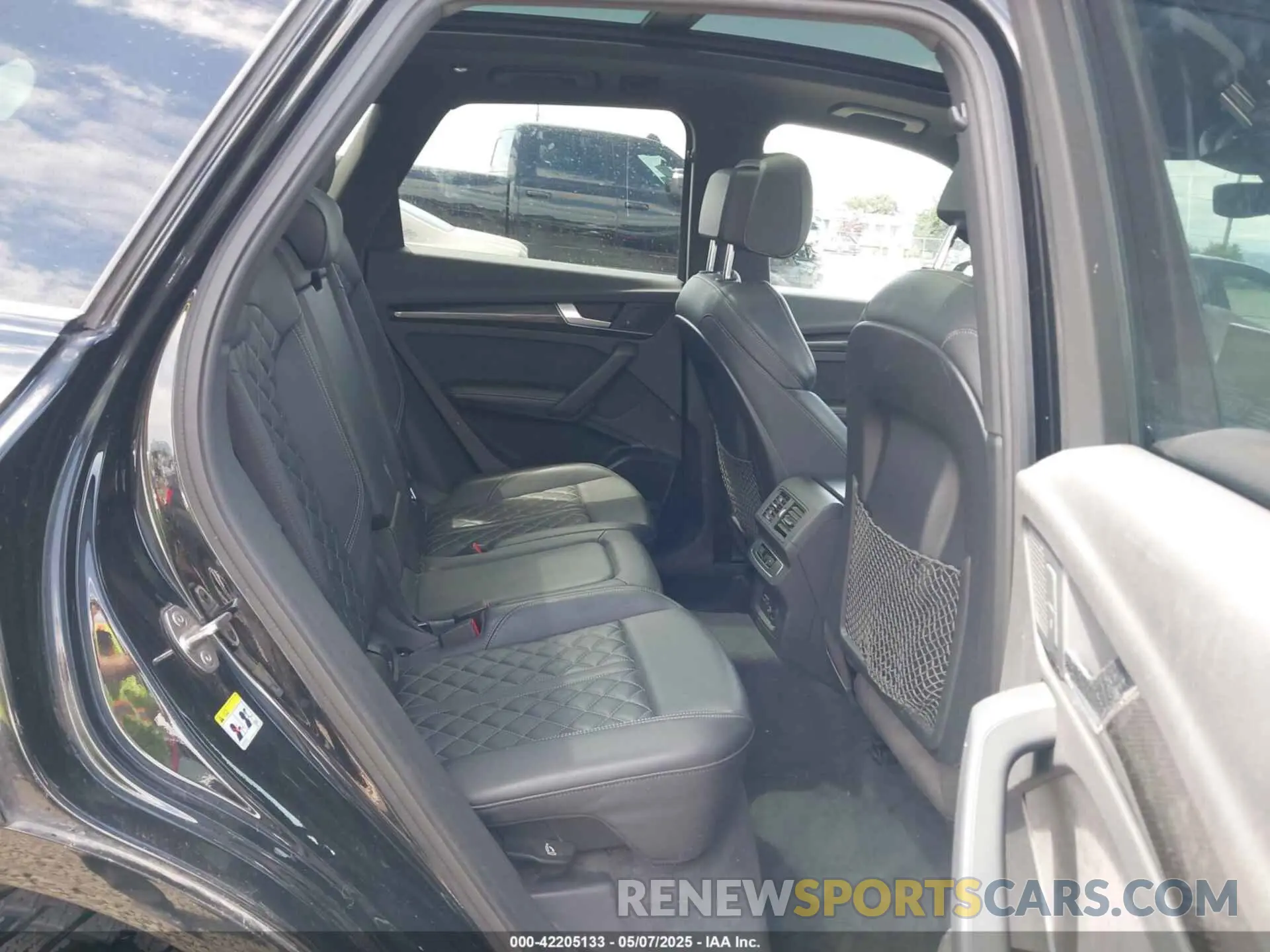 8 Фотография поврежденного автомобиля WA1B4AFY8L2040006 AUDI SQ5 2020