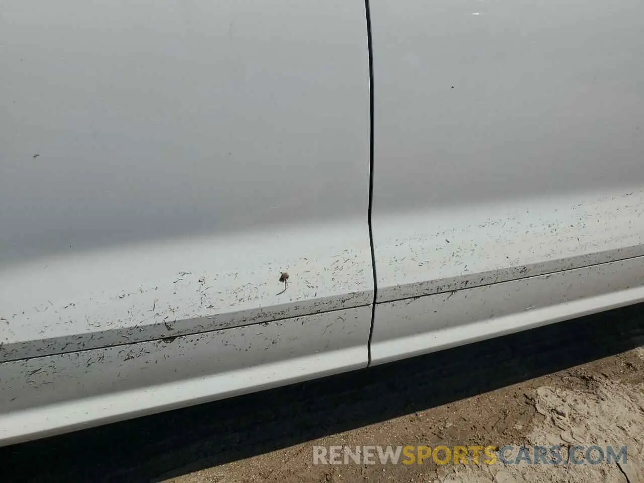 13 Photograph of a damaged car WA1B4AFY8L2040152 AUDI SQ5 2020