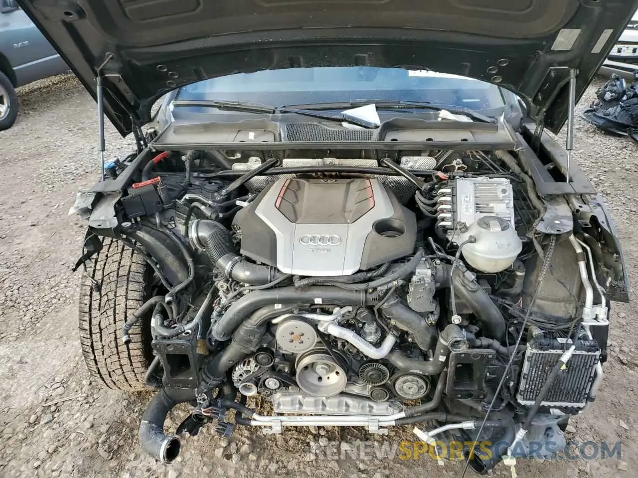 11 Photograph of a damaged car WA1B4AFY9L2122598 AUDI SQ5 2020