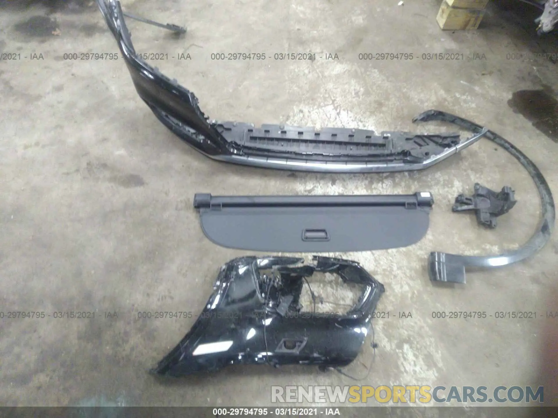 12 Photograph of a damaged car WA1B4AFYXL2010795 AUDI SQ5 2020