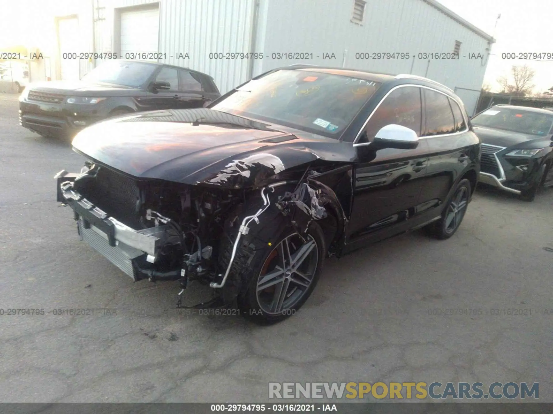 2 Photograph of a damaged car WA1B4AFYXL2010795 AUDI SQ5 2020