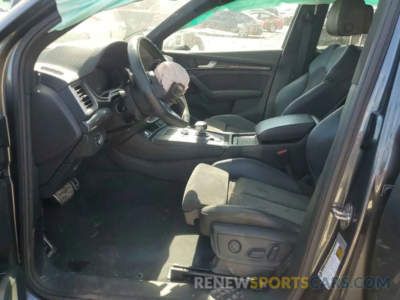 7 Photograph of a damaged car WA1B4AFYXL2039715 AUDI SQ5 2020