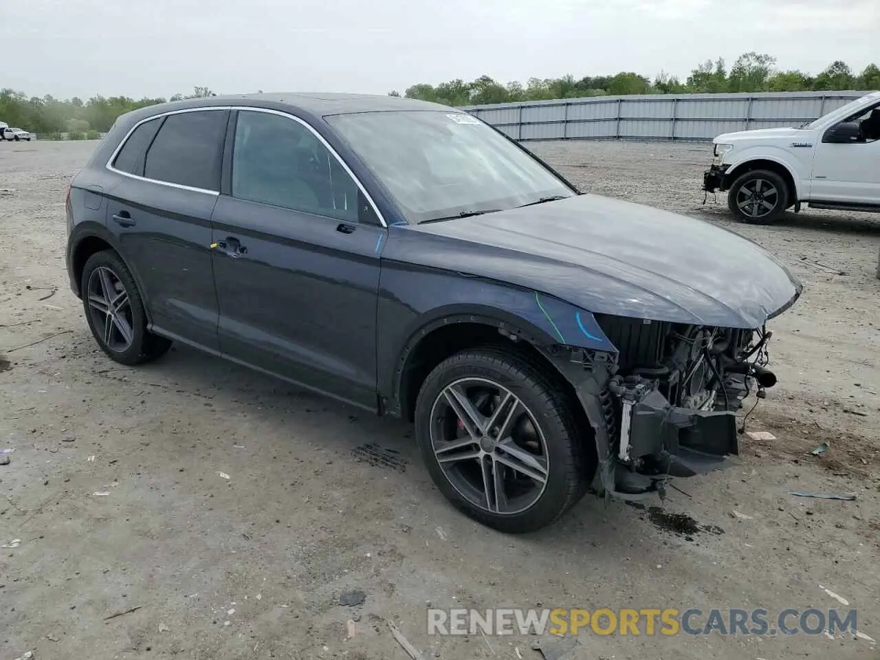 4 Photograph of a damaged car WA1B4BFYXL2002721 AUDI SQ5 2020