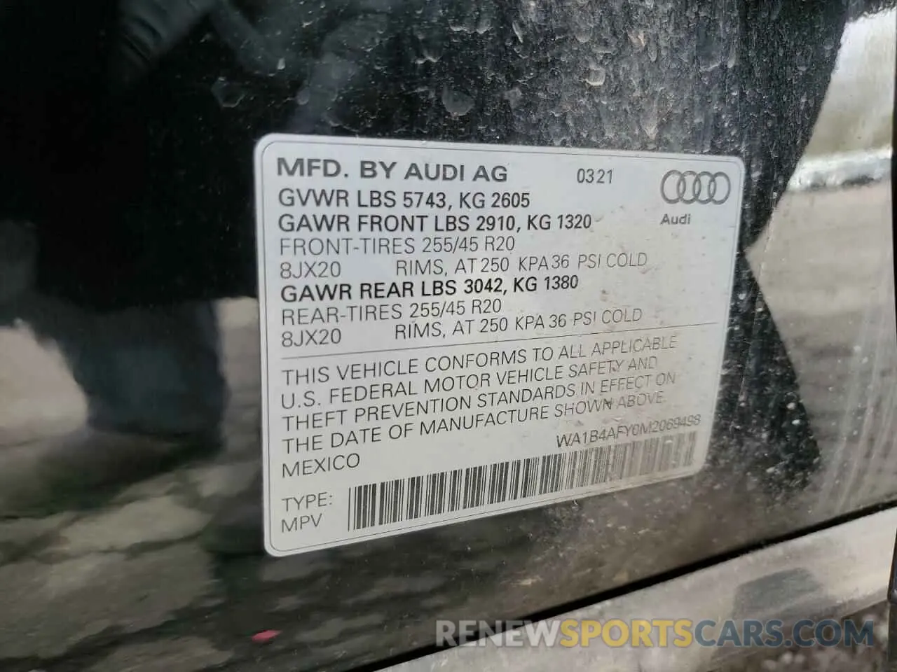 13 Photograph of a damaged car WA1B4AFY0M2069498 AUDI SQ5 2021