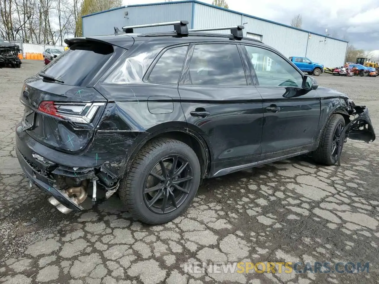 3 Photograph of a damaged car WA1B4AFY0M2069498 AUDI SQ5 2021
