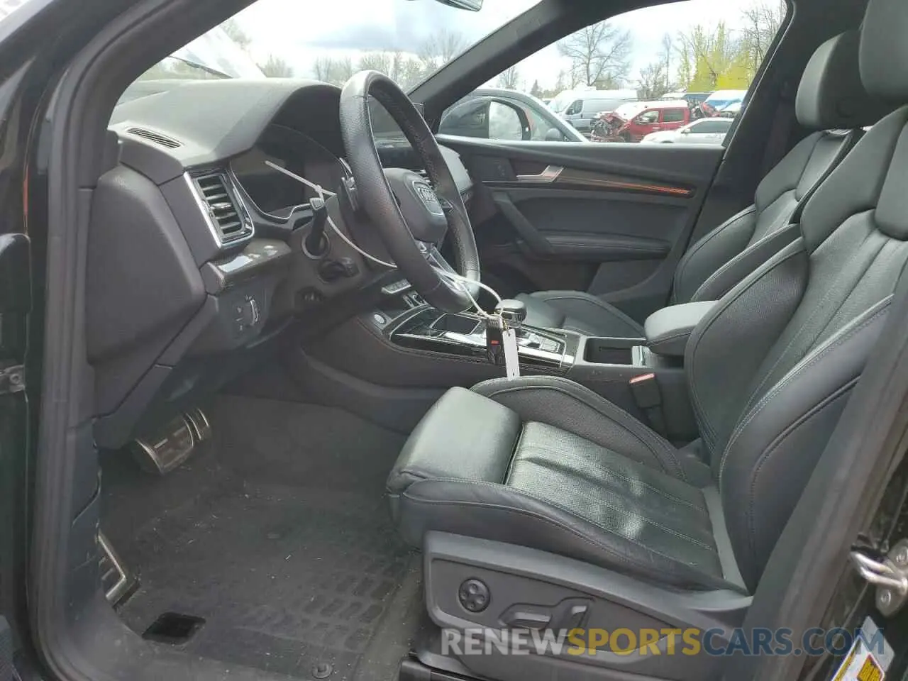 7 Photograph of a damaged car WA1B4AFY0M2069498 AUDI SQ5 2021