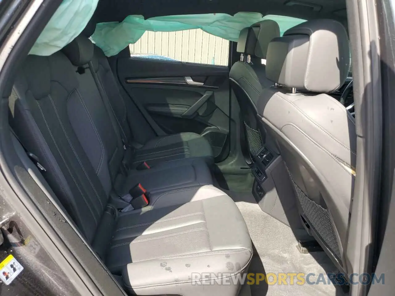 11 Photograph of a damaged car WA1B4AFY1M2034453 AUDI SQ5 2021